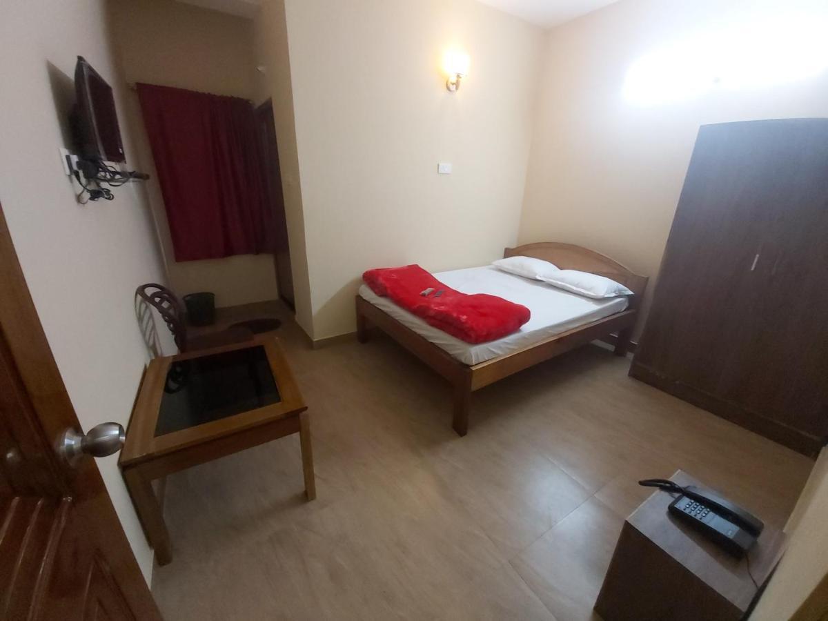 שילונג Baba Guest House מראה חיצוני תמונה